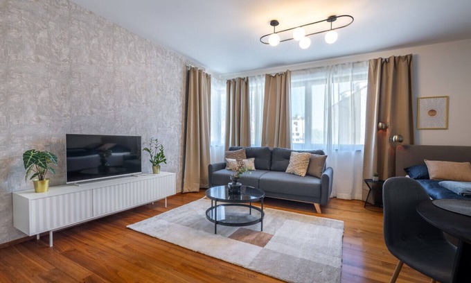 Michle Apartment | The Bright and Cozy Hideaway Studio