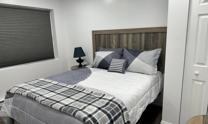 Summerlee Apartment | The Brown Stone on Main