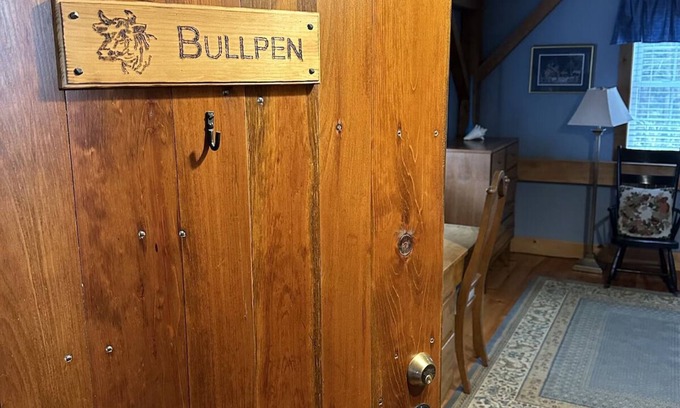 Etna Apartment | The Bullpen at The Yellow Barn Estate