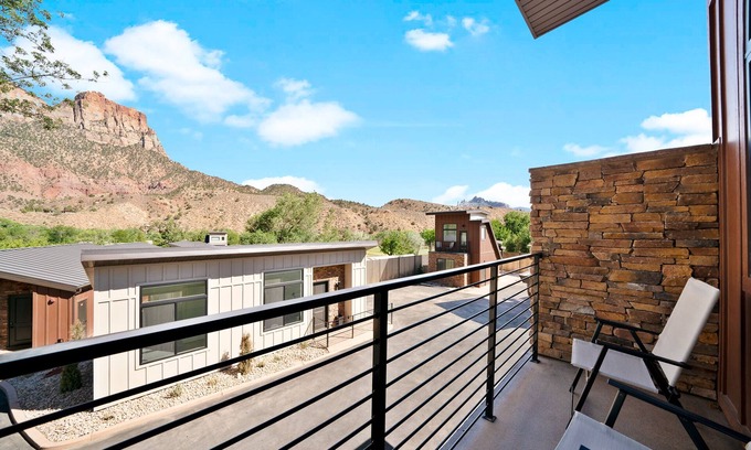 Zion National Park South Entrance Villa | The Bungalows
