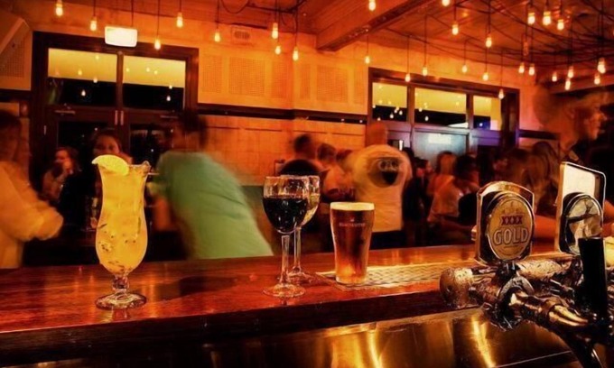 Merewether Hotel | The Burwood Inn