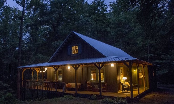 Saluda House | The Cabin at Little Moon Falls - Saluda, NC