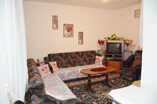 Corovode Apartment | The Canyon Stay