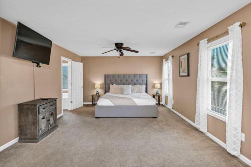Huntcliff House | The Carolina Comfort House