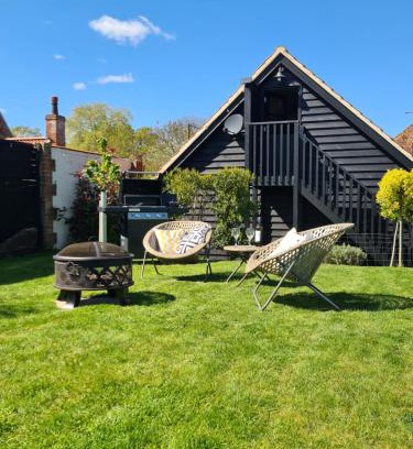 Irstead House | The Cartshed, Coltishall, Norfolk