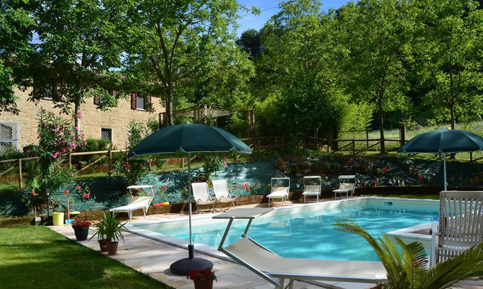 Serra San Quirico Villa | The Casale Sant'Elena farmhouse