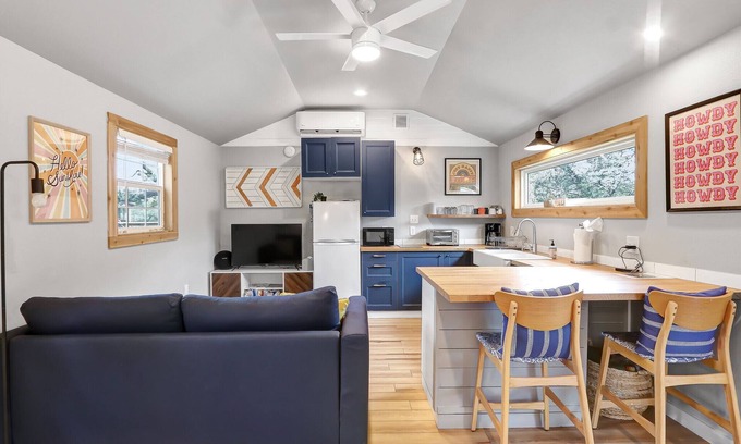 Driftwood House | The Casitas at Las Tortugas - La Posada Tiny House