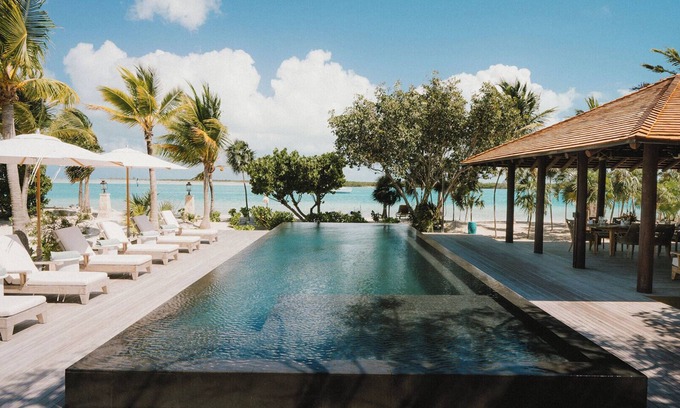 Leeward Settlement Villa | The Catch Villa - Authentic Caribbean Living in Grace Bay