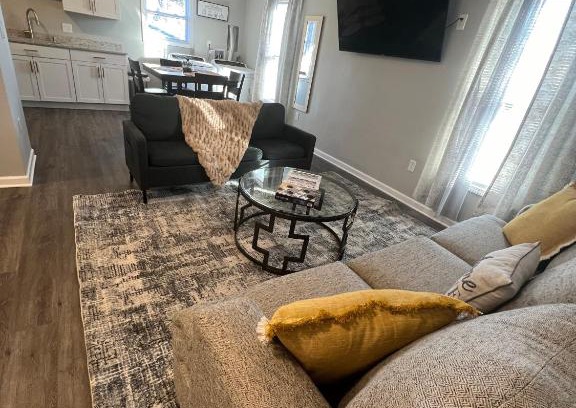 Kansas City Apartment | The Central Crib