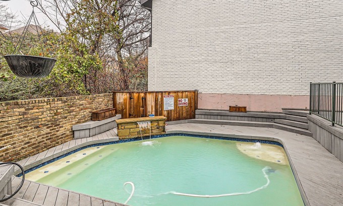 Bluffview House | The Chapel Valley Hideaway