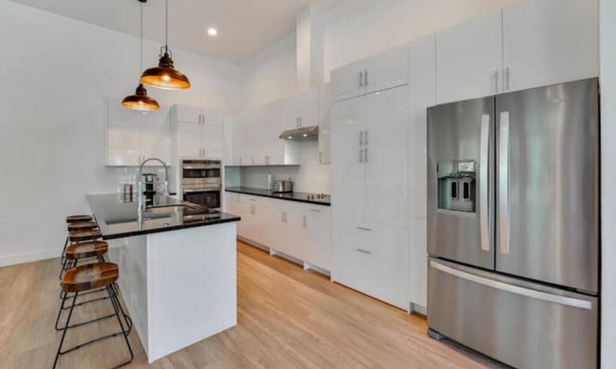 Conroe House | The Cherry House