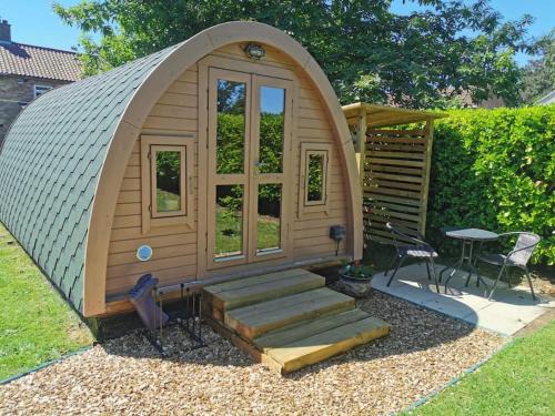 Hethel House | The Chestnuts Pod with private garden.