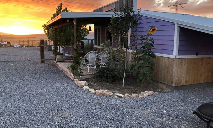 Utah County Cottage | The Chick Inn Bed Breakfast and Dinner!