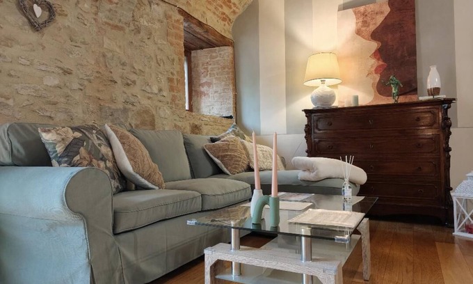 Panicale Apartment | THE CHICKEN co-op