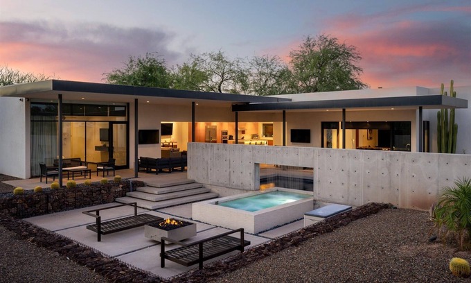 South Scottsdale House | The Cholla | Old Town Scottsdale Luxury Villa + Casita