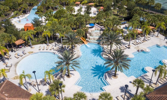 Loughman Cottage | The Cinehaven at Solterra by Shine Villas 407