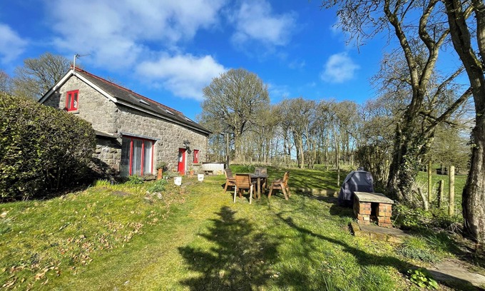 Nannerch Cottage | The Coach House North Wales, Amazing Views, Hot Tub and Log Fire