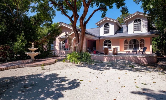 Key Largo House | The Coral House - Bayside Retreat for 6-8 guests