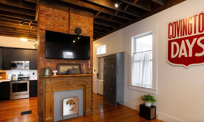 Covington House | The Corner Brick House