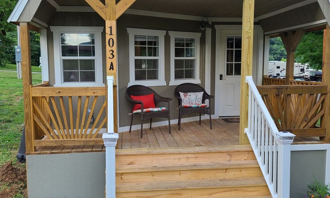 Jacksboro House | The Corner Shed- Norris Lake or the Mountains