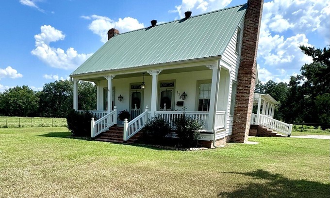 Marksville House | The Cottage on Cedar