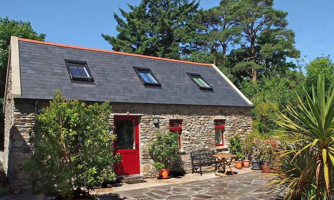 Durrus House | The Cottage - Two Bedroom House, Sleeps 4