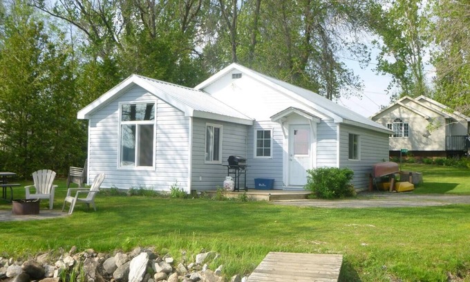 White Lake House | The Cove - 245B - Cottage