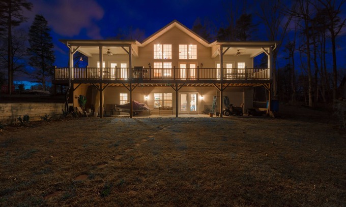 Bowling Green House | The Cozy Cove - Lake House on Lake Wylie Nc
