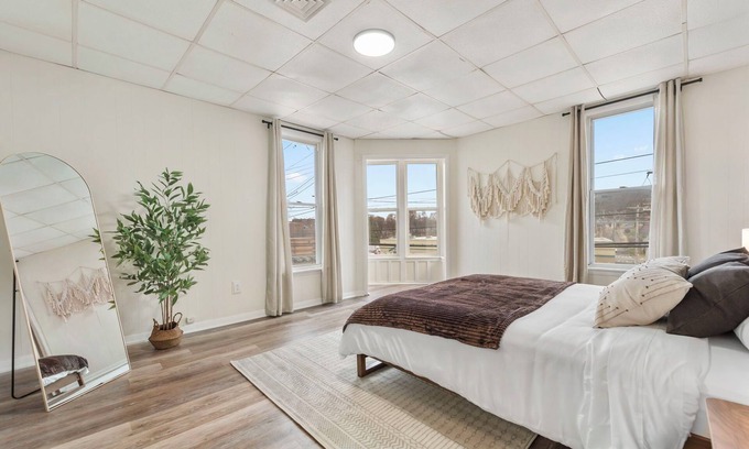 Binghamton Apartment | The Cozy Emerald Stay 5 Minutes to Downtown