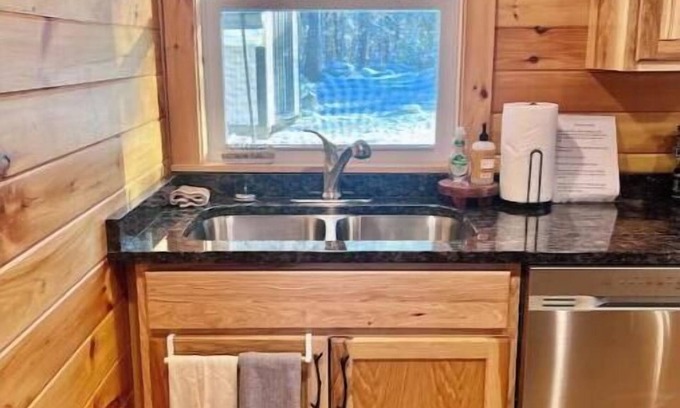 Old Town Cabin | The Cozy Maine Cabin!