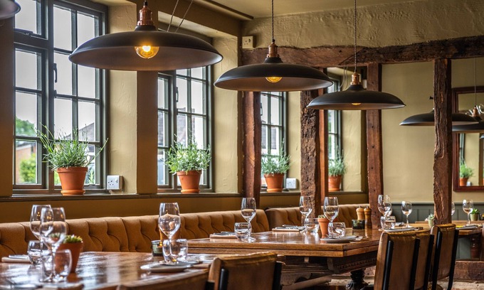 Clavering Hotel | The Cricketers