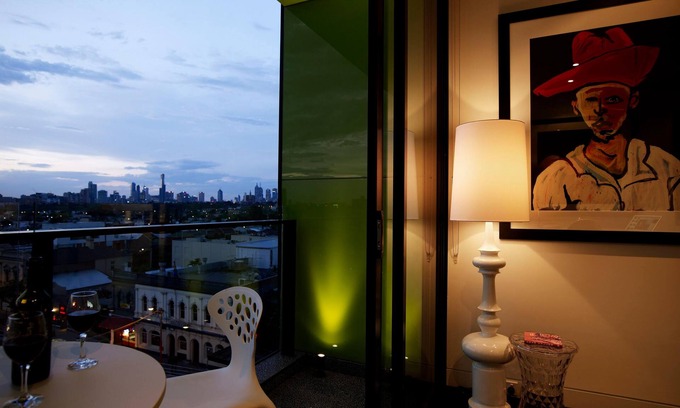 Prahran Hotel | The Cullen Melbourne - Art Series