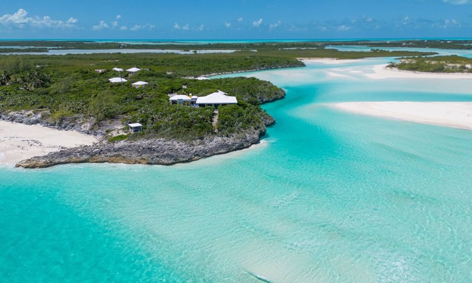Great Exuma House | The Cut at the Ferry is situated on the edge of the lazy river