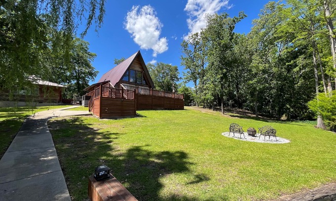 Calhoun County House | The Cypress House