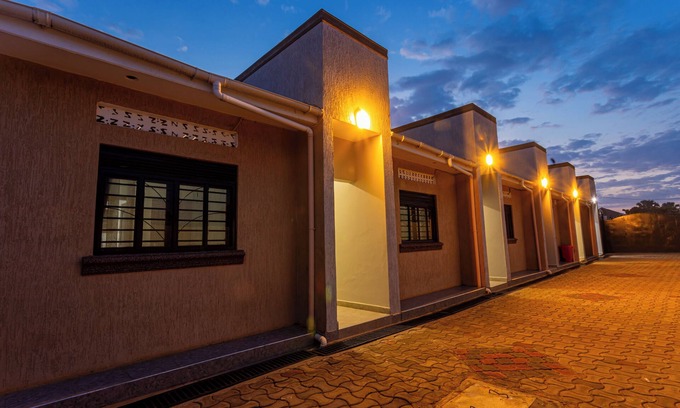 Soroti Bed & Breakfast | The Den Soroti White