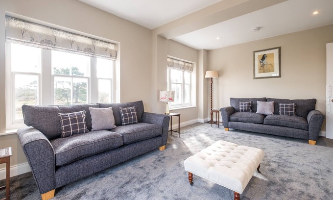 Leiston Cottage | The Dower House - sleeps 8 guests in 4 bedrooms