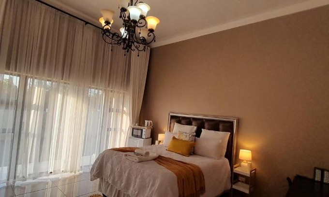 Ermelo House | The Dream Guesthouse