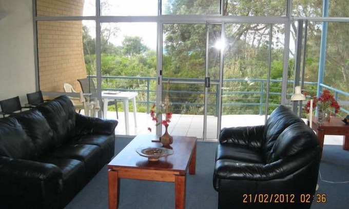 Broulee House | The Dunes, Broulee Beach, Luxury 3 bedroom, 2 bathrooms