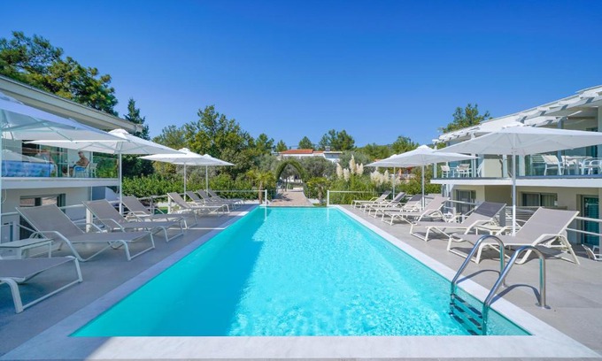 Potos Hotel | The Elegant Apartments