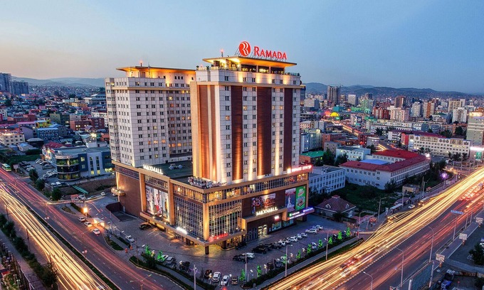 Bayangol Apartment | The Family and Travel Buddies Will Enjoy This Centrally Located Spacious Place