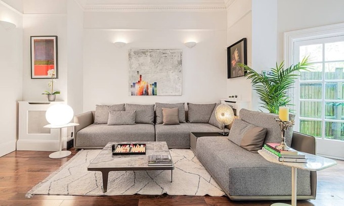 Frognal and Fitzjohns Apartment | The Family Getaway - by Out of Office Lifestyle