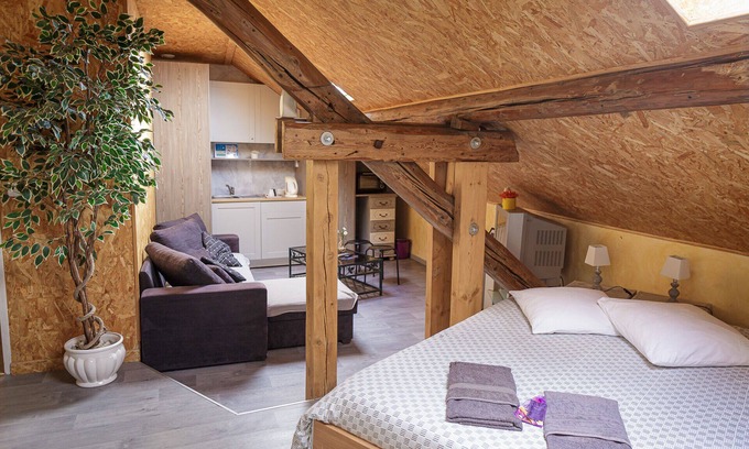 Folkling Bed & Breakfast | The Family Room