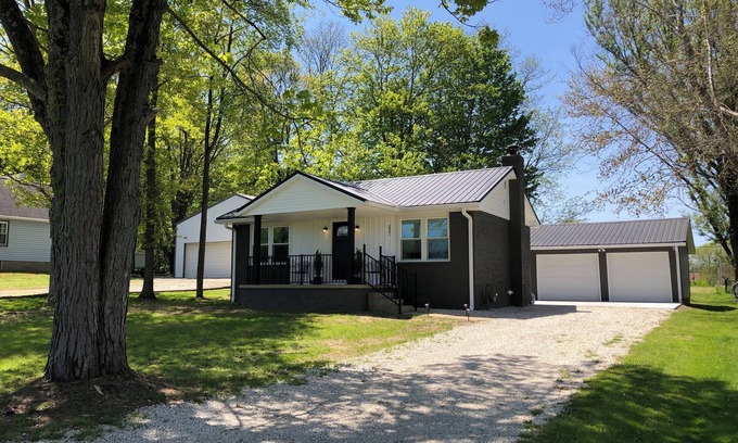 Massillon House | The Farmhouse Cottage