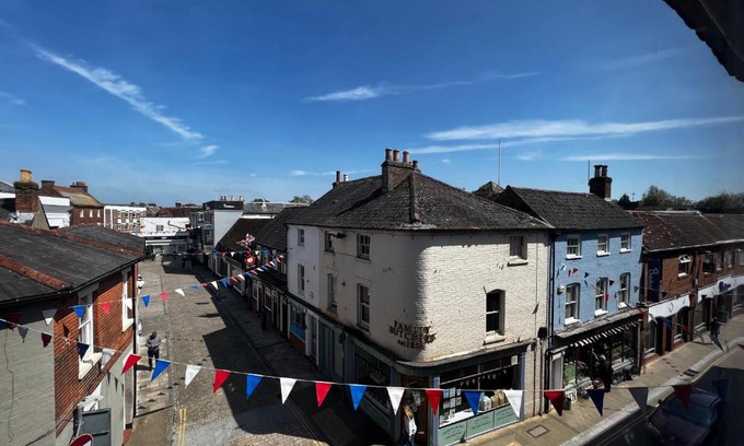 Romsey Apartment | The Farthings, Romsey Apartment