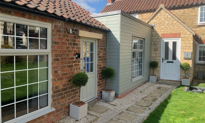 Sturton By Stow House | THE FORGE, pet friendly, luxury holiday cottage in Ingham