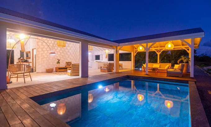 Grand-Bourg House | THE GREY HOUSES