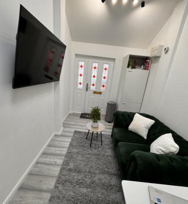 Castle Bromwich Apartment | The Garage Guest House
