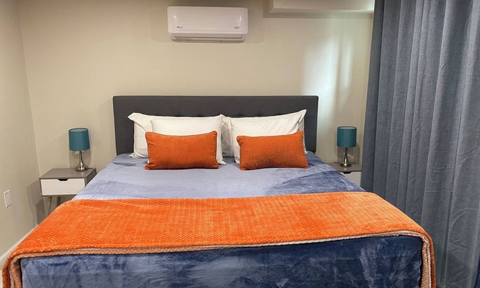 Barelas Apartment | The Garden Apartment at the Craftsmen