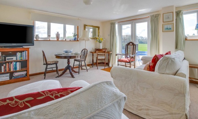 Stuppington House | The Garden House - One Bedroom House, Sleeps 2
