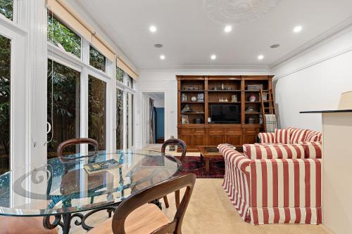 North Sydney Apartment | The Garden Retreat -north Sydney